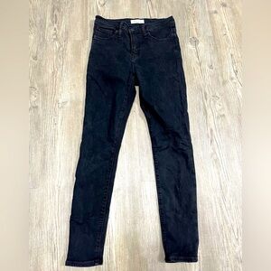 Madewell roadtripper jeans size 26